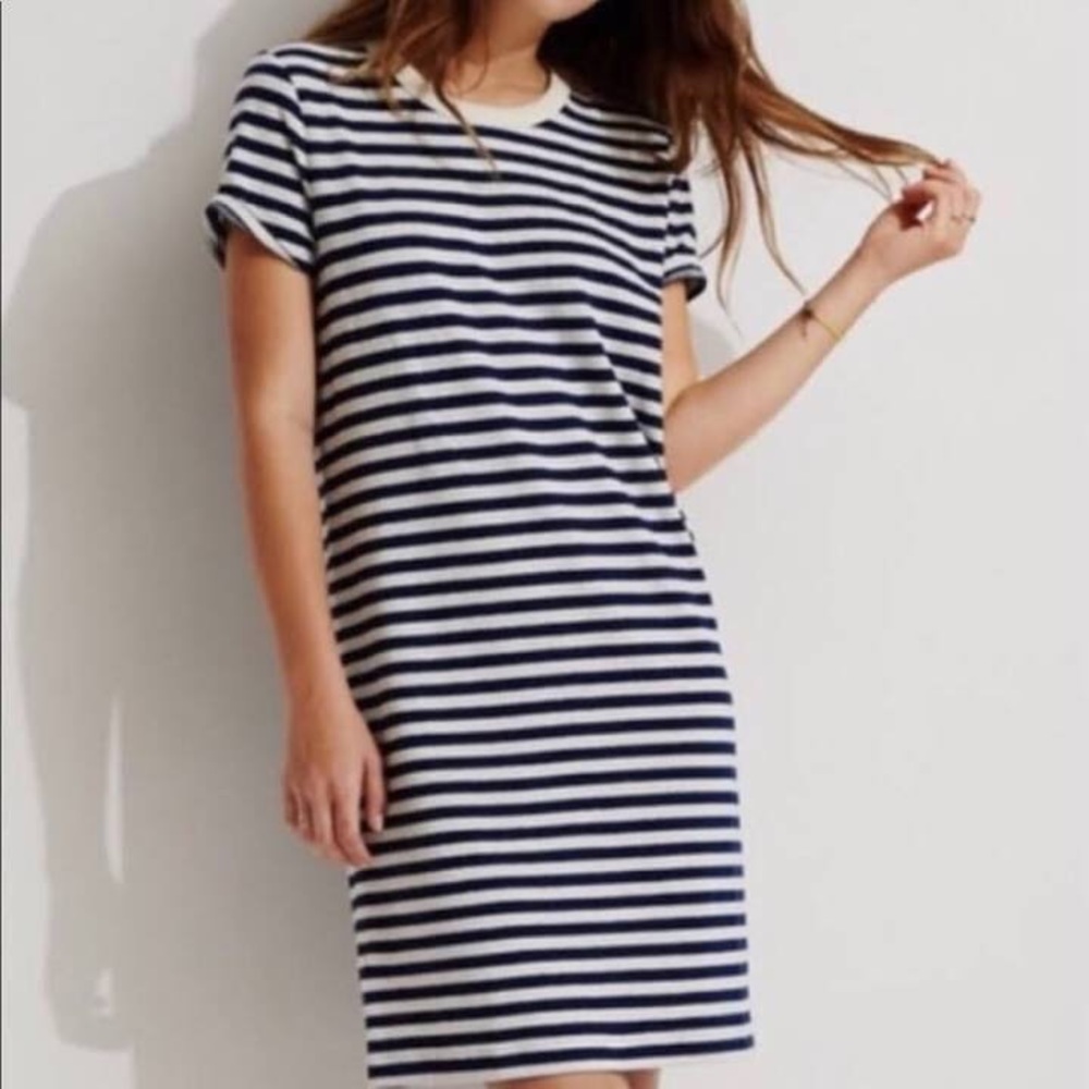 Lou & Grey casual striped dress